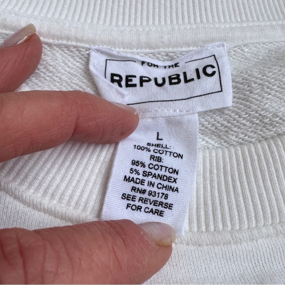 For the Republic White Sweatshirt with Black Ribbon Accents size large - Picture 3 of 8